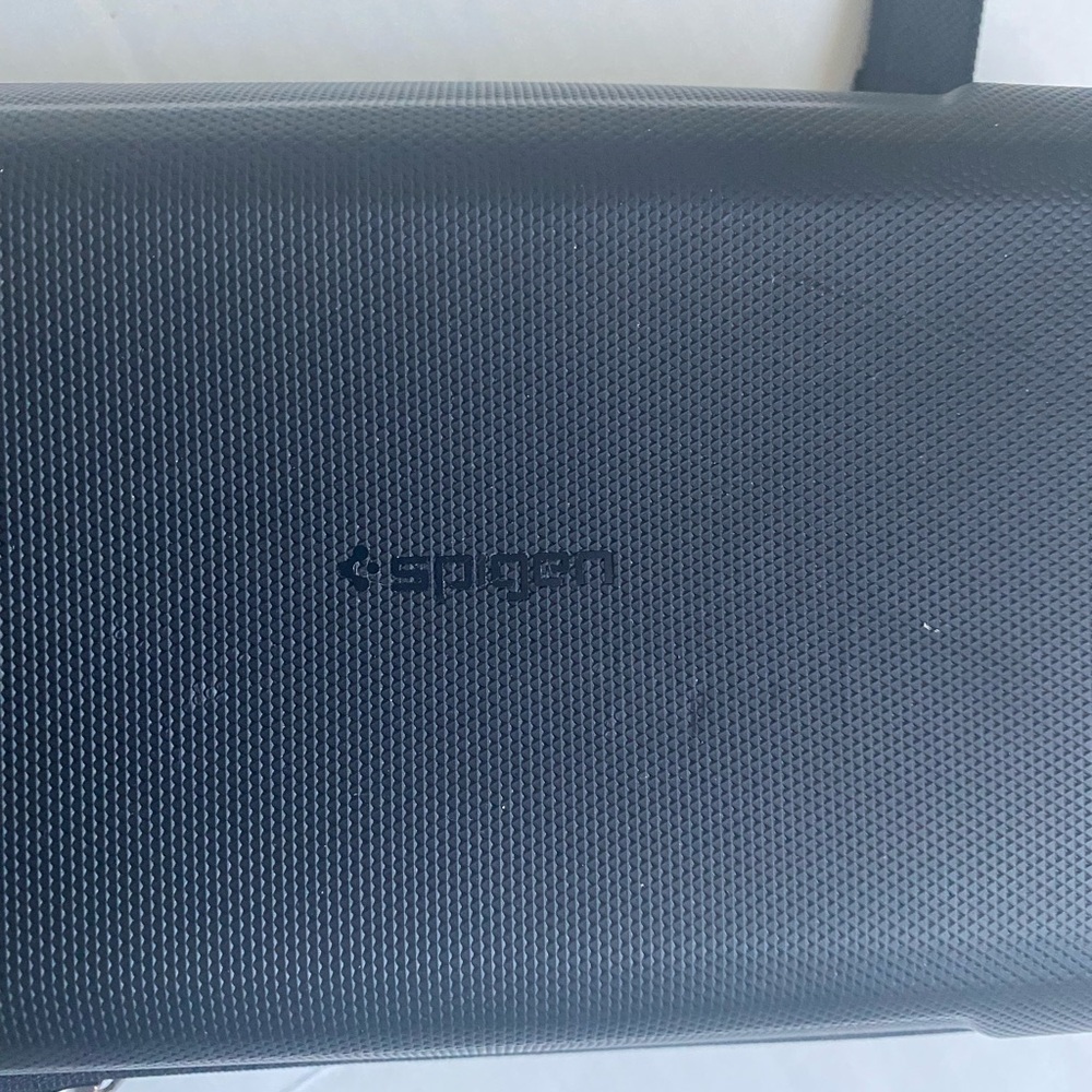 Spigen Rugged Carrying Case – Black Hard Shell Travel Case | Excellent Condition - Picture 3 of 7